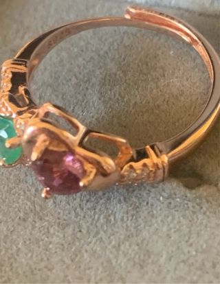 Anillo Plata Corazón Turmalina y Esmeralda