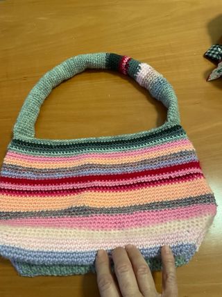 Borsetta all’uncinetto, fatta a mano