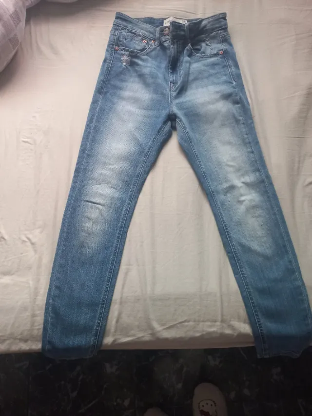 Vaqueros Stradivarius Talla 36