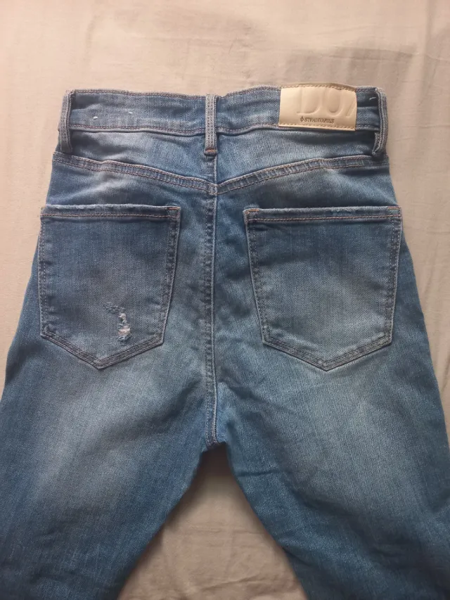 Vaqueros Stradivarius Talla 36