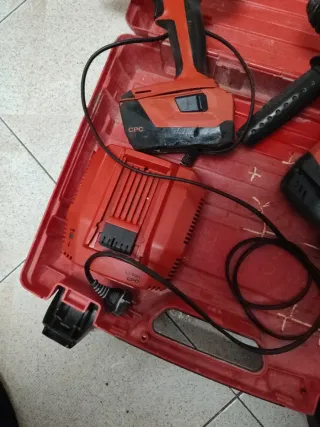Hilti 22V Martillo y TALADRO ATORNILLADOR a Baterí