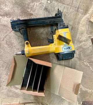 Pistola Neumática de Chapa Corrugada