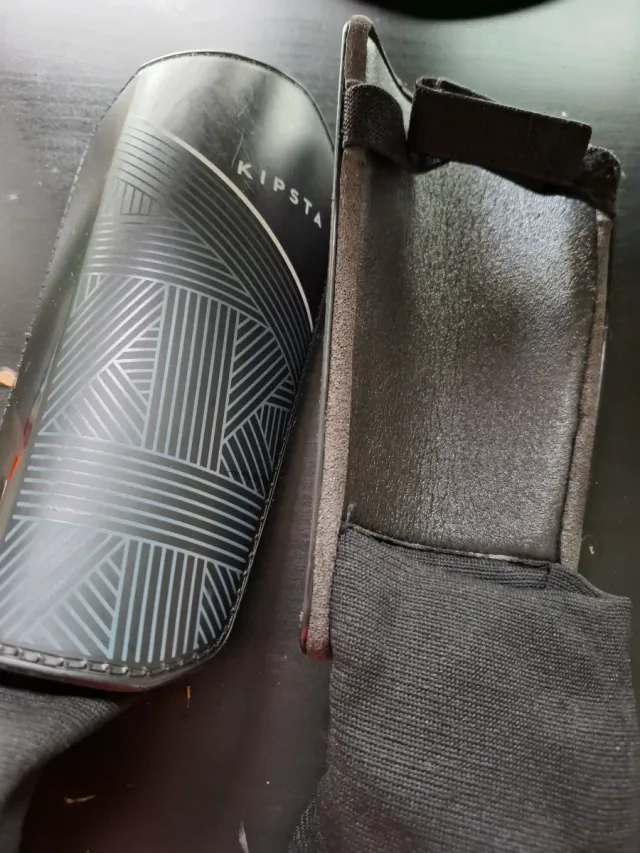 Espinilleras Kipsta con tobillera