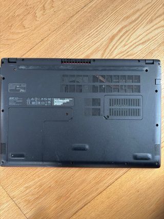 Portátil Acer 3 A315-51-31SW Rojo