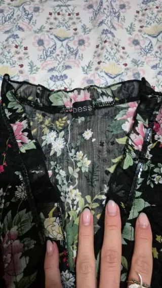 Blusa/Túnica Negra Floral