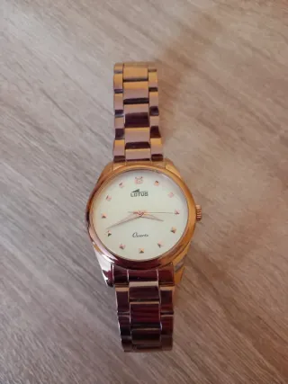Reloj Lotus Dorado Mujer