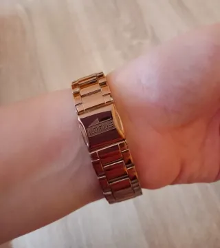 Reloj Lotus Dorado Mujer