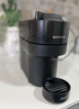 Cafetera Nespresso De'Longhi Vertuo Pop