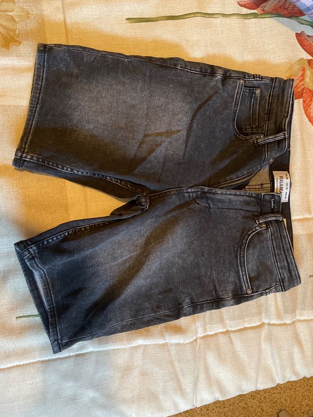 Vaquero corto Pull&Bear gris Talla M