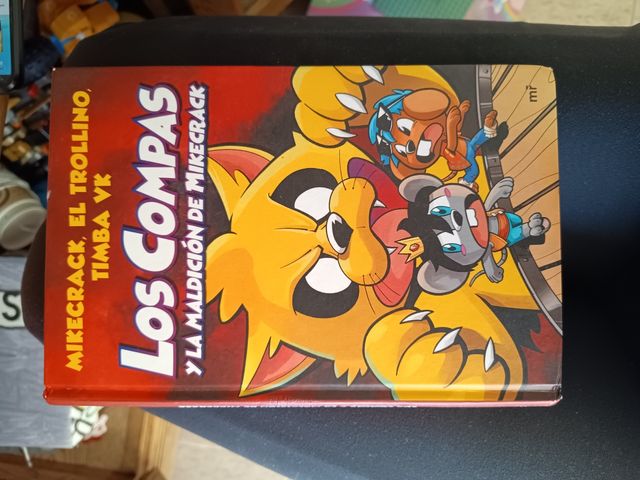 Compas 4. Los Compas y la maldición de Mikecrack