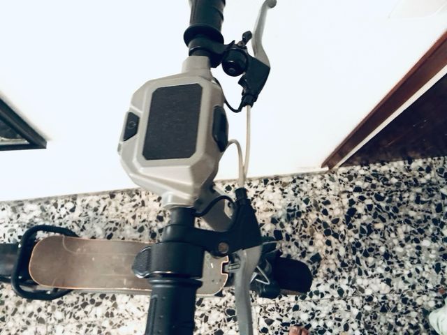 Patinete Eléctrico Bongo cecotec serie Z blue.