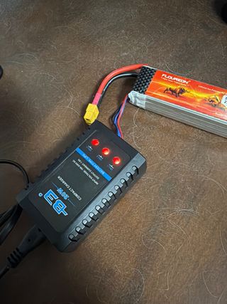 Cargador B3 20W para drones +2 baterias