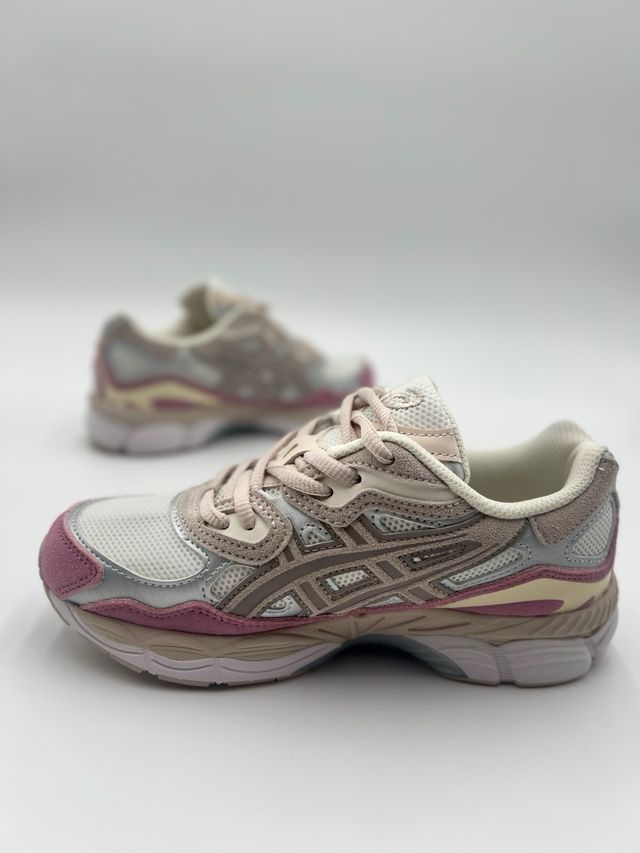 Asics Gel NYC Talla 40 Beige y Rosa