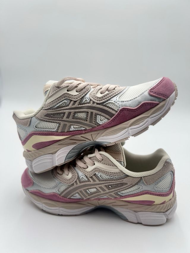 Asics Gel NYC Talla 40 Beige y Rosa