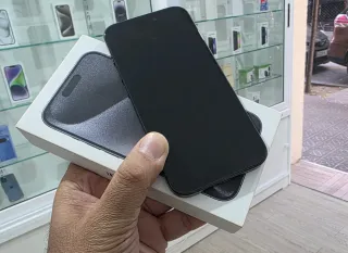 Apple iPhone 15 Pro 128GB Titanium Black