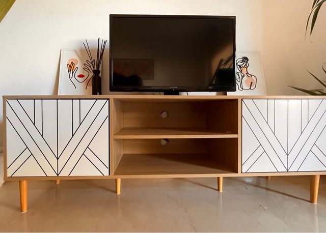 Mueble TV 2 puertas blancas