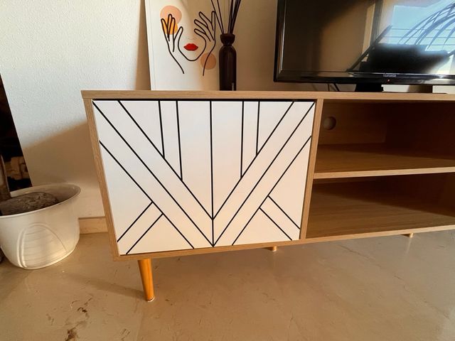 Mueble TV 2 puertas blancas