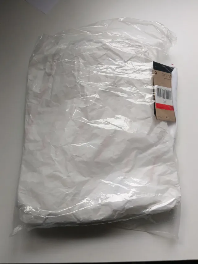 Camiseta deportiva (L) Nike blanca con rayas roja