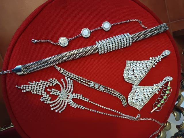 Conjunto Bisutería Plateada..lote13