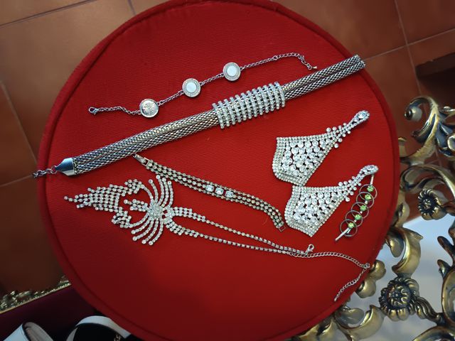 Conjunto Bisutería Plateada..lote13