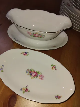 Servizio piatti porcellana fiori