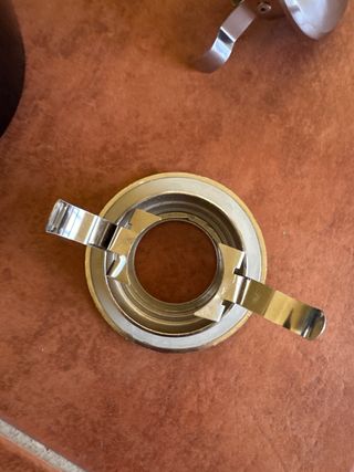 Ojos de buey metálicos