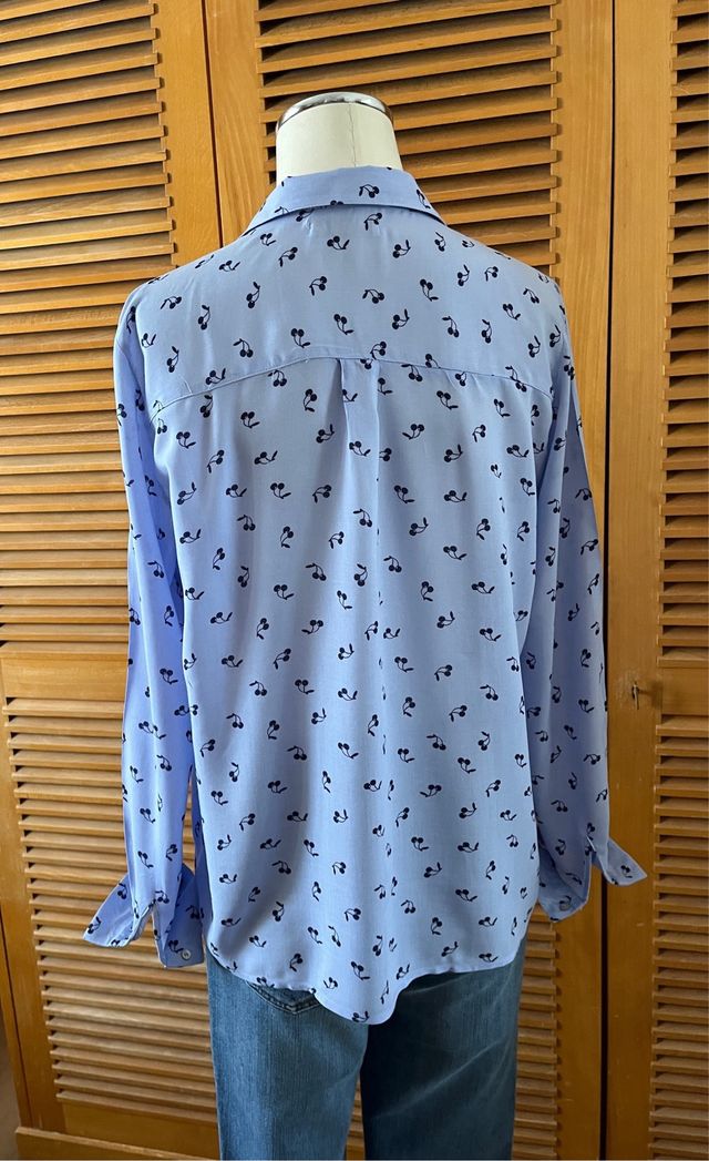 Blusa Pull&Bear azul estampada