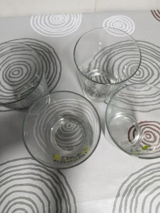 4 Vasos de Cóctel Margarita y Más
