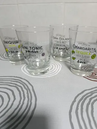 4 Vasos de Cóctel Margarita y Más