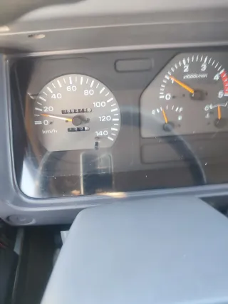 Nissan NT400 Cabstar 2001