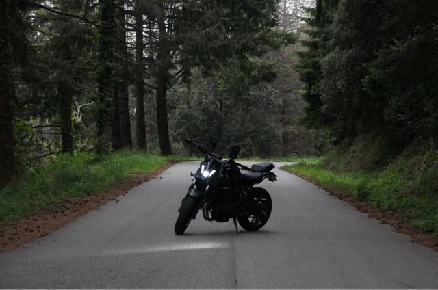 Yamaha MT-07 Negra 2021
