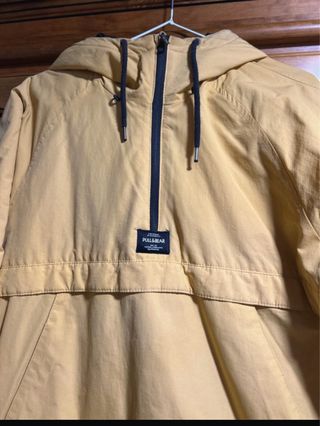 Chaquetón Pull&Bear Amarillo