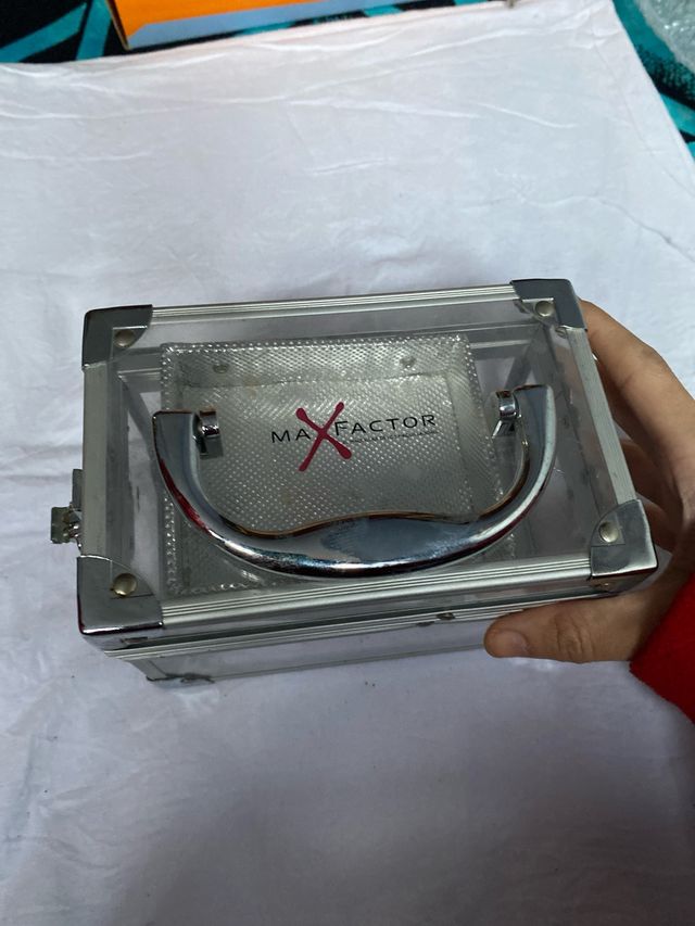 Estuche pequeño Maquillaje Max Factor Transparente