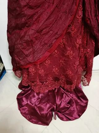 Gonnellone Raso e Merletto Rosso