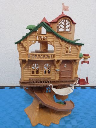Famiglie Sylvanian Casa sull'Albero e Capanna