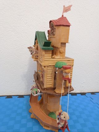 Famiglie Sylvanian Casa sull'Albero e Capanna