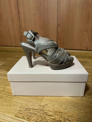 Zapatos de tacón Prada 36