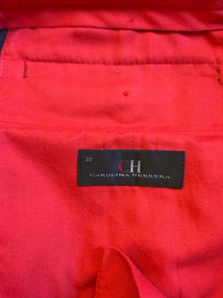 Traje Carolina Herrera gris