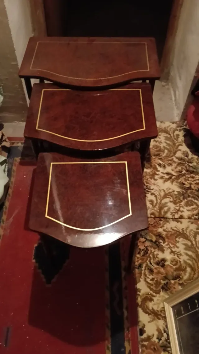 Juego 3 mesitas auxiliares de madera