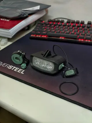 Luz frontal LED para Bicicleta