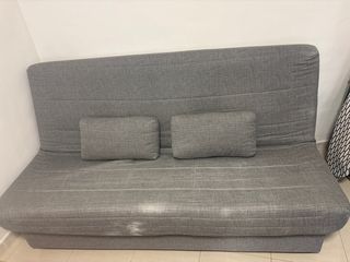 Sofá Cama Gris con 2 Cojines