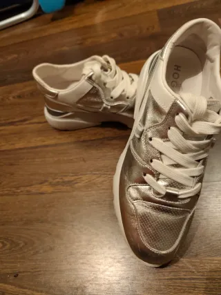 Zapatillas Hogan Mujer Plata y Blanco