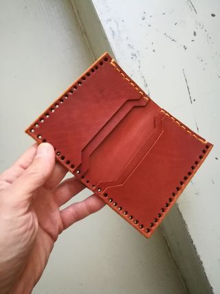 Cartera de cuero artesana