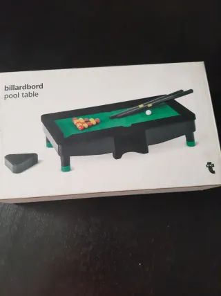 Mini billar con accesorios