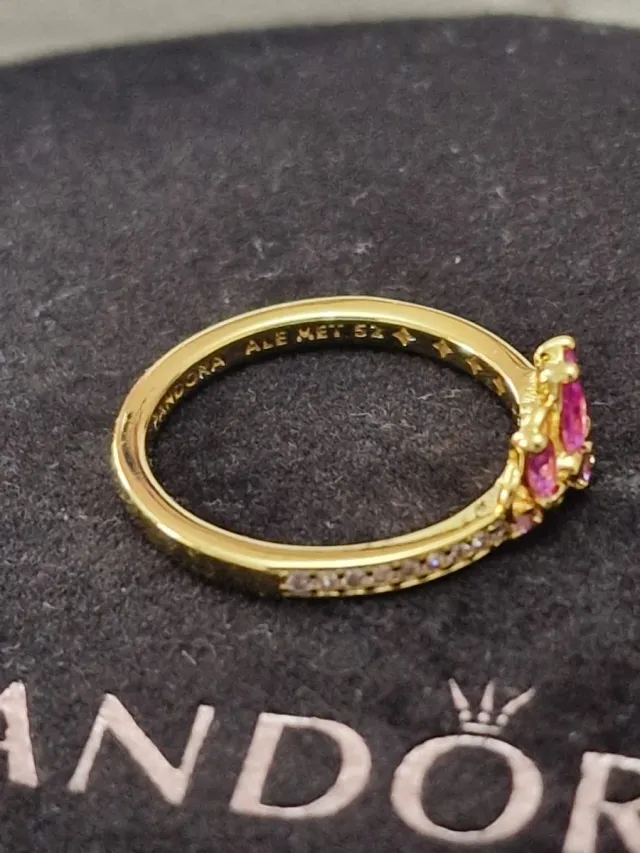 Anillo Pandora Disney Rapunzel Tiara Rosa Oro
