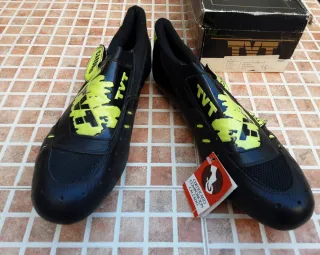 Zapatillas Ciclismo TVT Carretera N°45