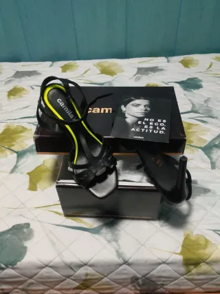 Zapatos Camila's Talla 37 Negros/Amarillos