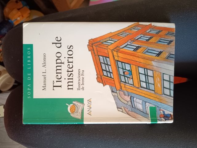 Tiempo de misterios (Cuentos, Mitos Y Libros-regalo) (Spanish Edition)