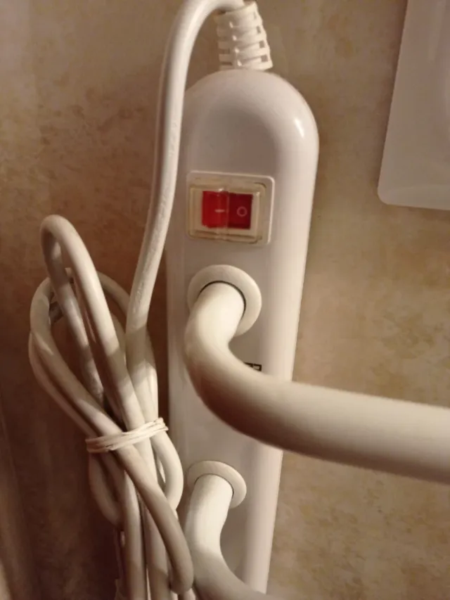 Toallero radiador eléctrico baño