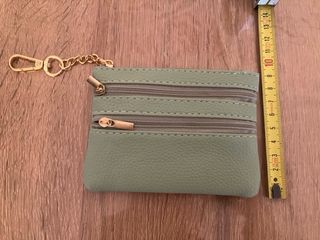 Monedero con 3 bolsillos y llavero